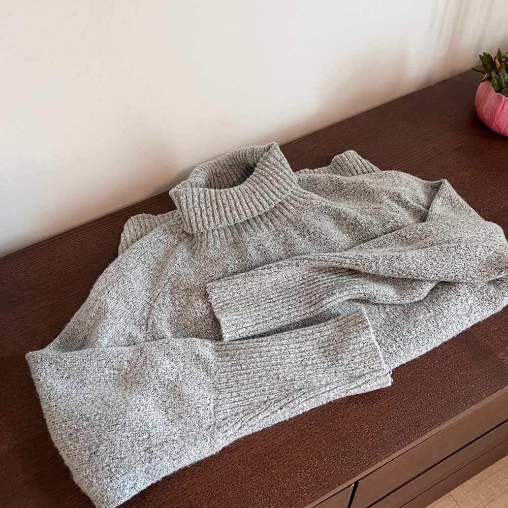 Double Zero Light Gray Turtleneck Sweater